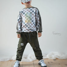 Lade das Bild in den Galerie-Viewer, Malik Maxi
