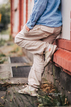 Lade das Bild in den Galerie-Viewer, Malik Maxi