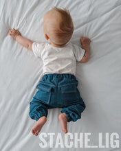 Lade das Bild in den Galerie-Viewer, Malik Mini