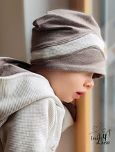 Lade das Bild in den Galerie-Viewer, Junus