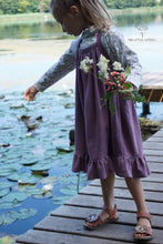Lade das Bild in den Galerie-Viewer, Hazel