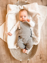 Lade das Bild in den Galerie-Viewer, Luuni Love